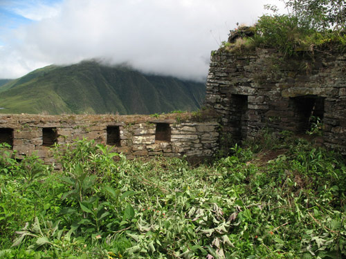 © La forteresse de Hualla Mocco, décembre 2009